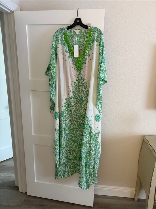Lilly Pulitzer Dresses & Skirts - Lilly Pulitzer Green & White Printed Maxi Caftan